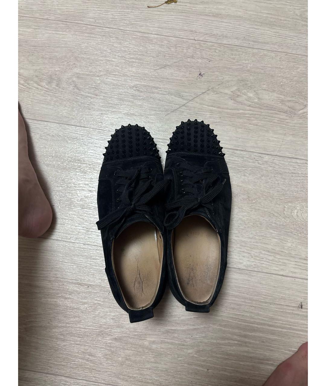 CHRISTIAN LOUBOUTIN Черные замшевые низкие кроссовки / кеды, фото 3