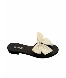 CHANEL Шлепанцы