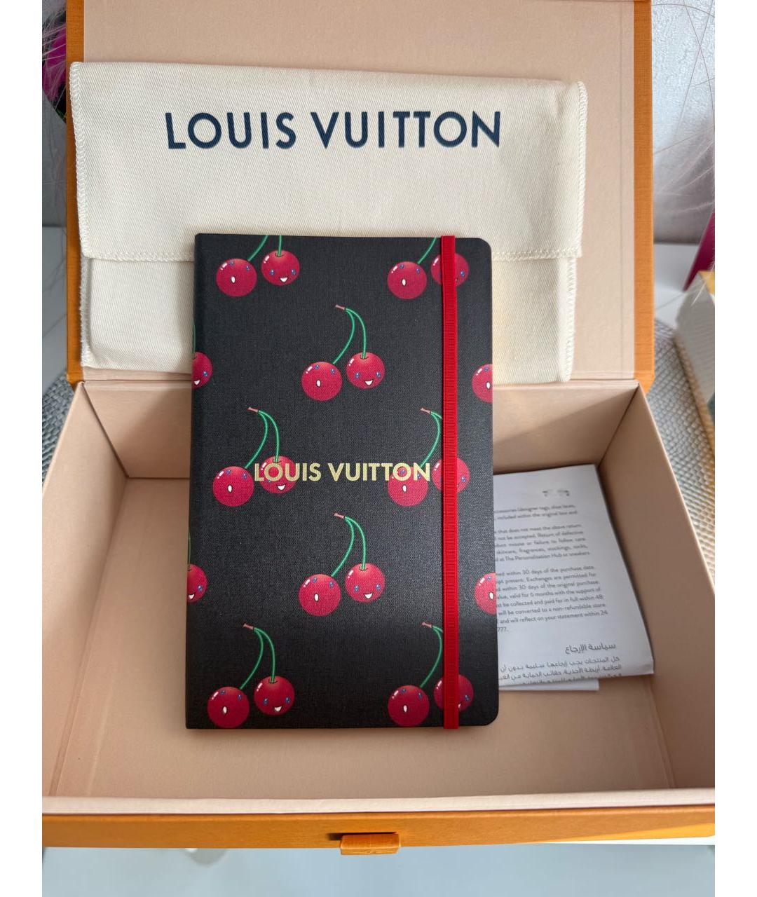 LOUIS VUITTON Книга, фото 5