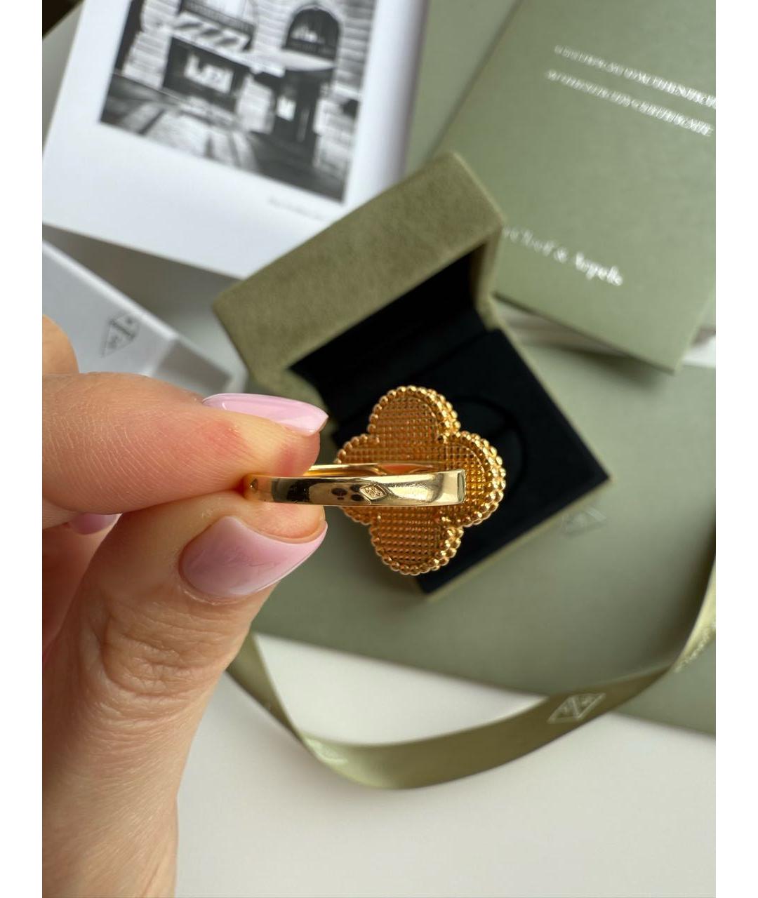 VAN CLEEF & ARPELS Белое кольцо из желтого золота, фото 3