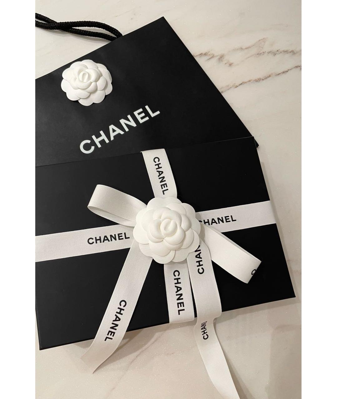 CHANEL Черная сумка через плечо из лакированной кожи, фото 7