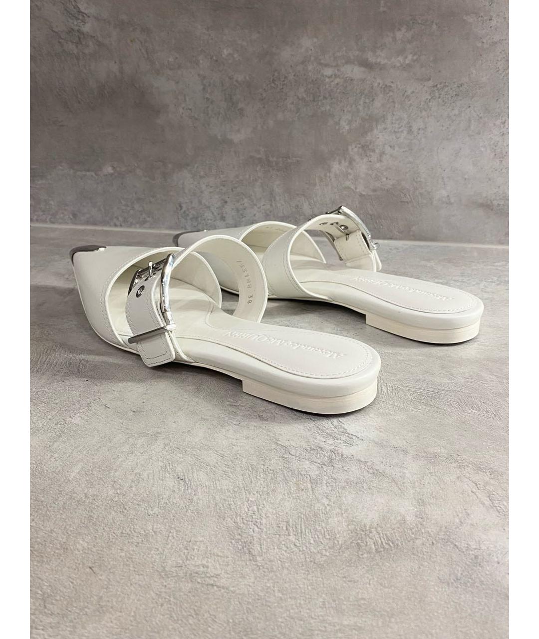 ALEXANDER MCQUEEN Белые кожаные мюли, фото 4