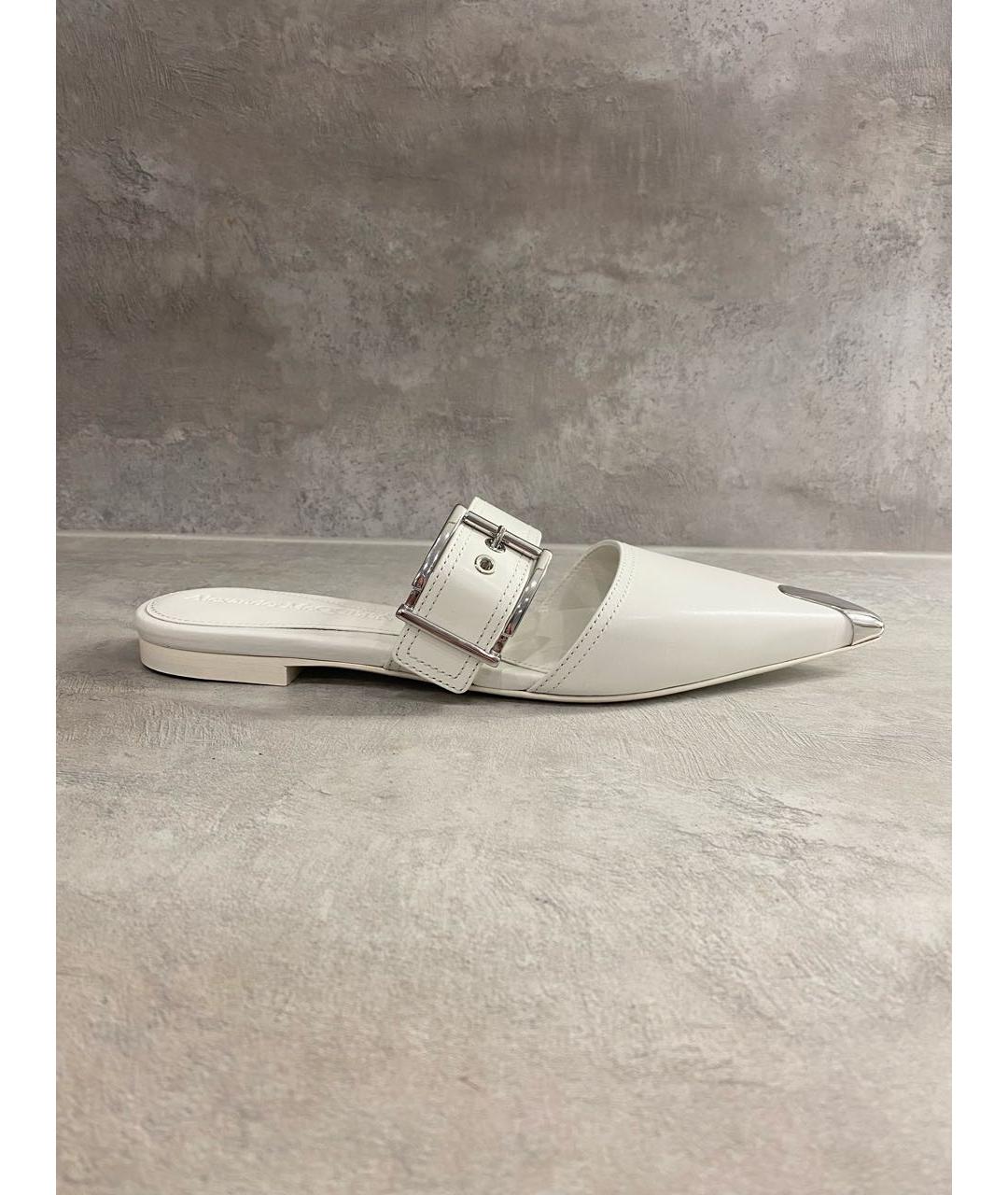 ALEXANDER MCQUEEN Белые кожаные мюли, фото 9
