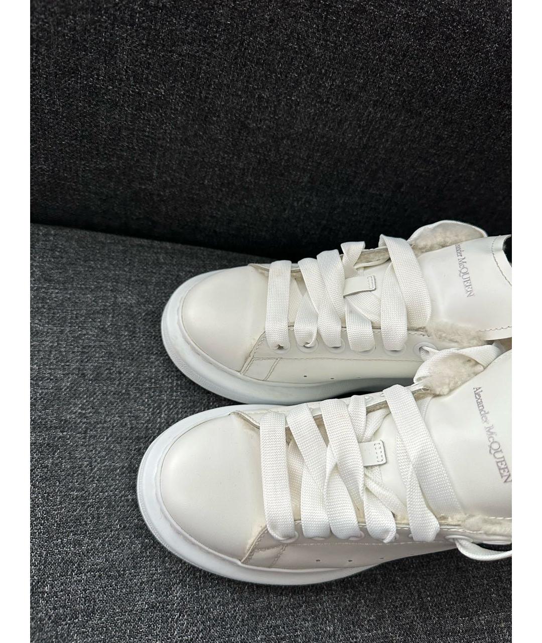 ALEXANDER MCQUEEN Белые кожаные кроссовки, фото 2