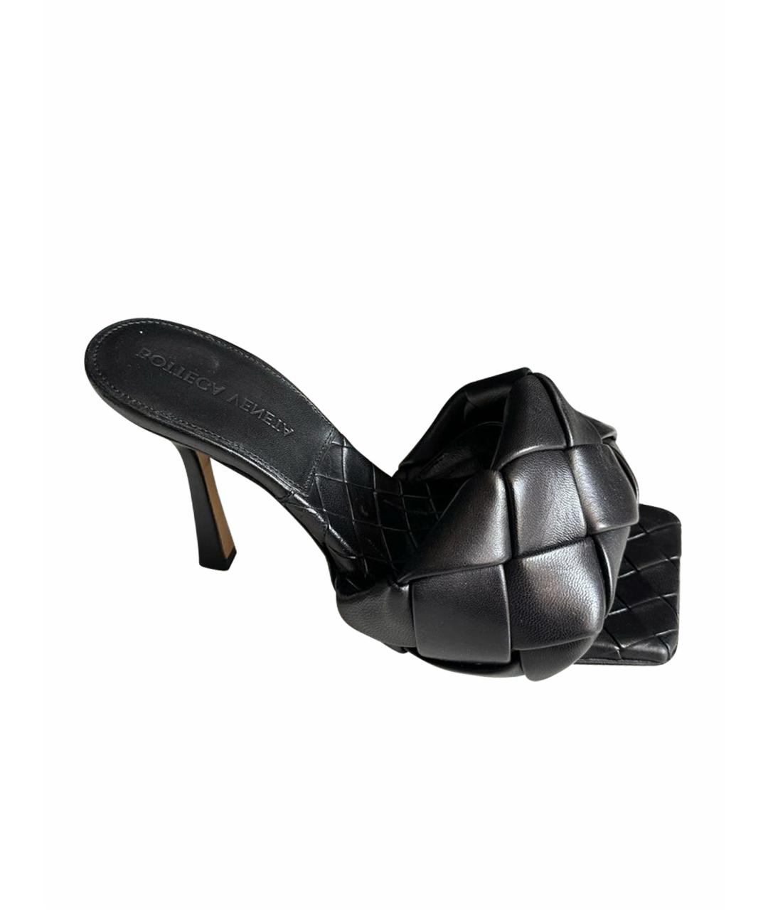 BOTTEGA VENETA Черные кожаные мюли, фото 1