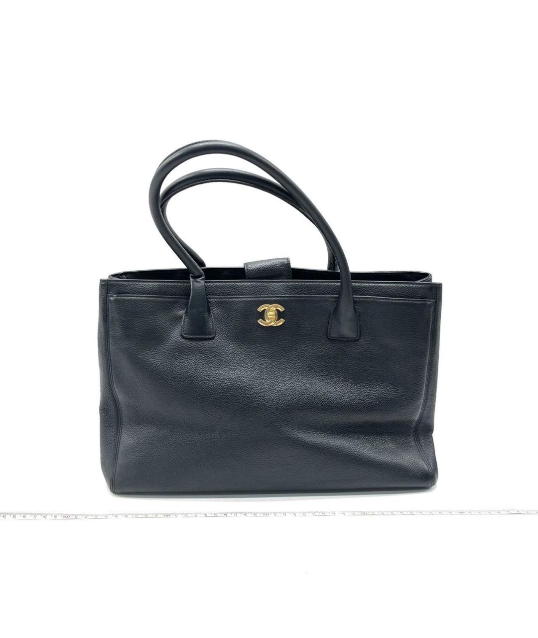 CHANEL Черная кожаная сумка тоут, фото 2