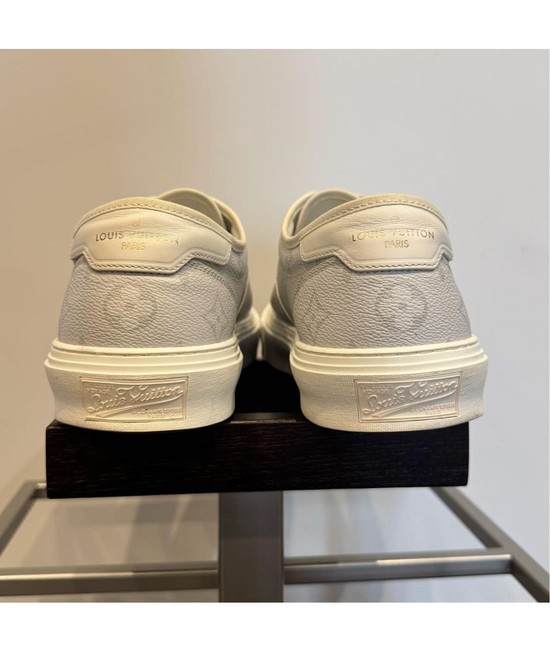 LOUIS VUITTON Белые кожаные низкие кроссовки / кеды, фото 4