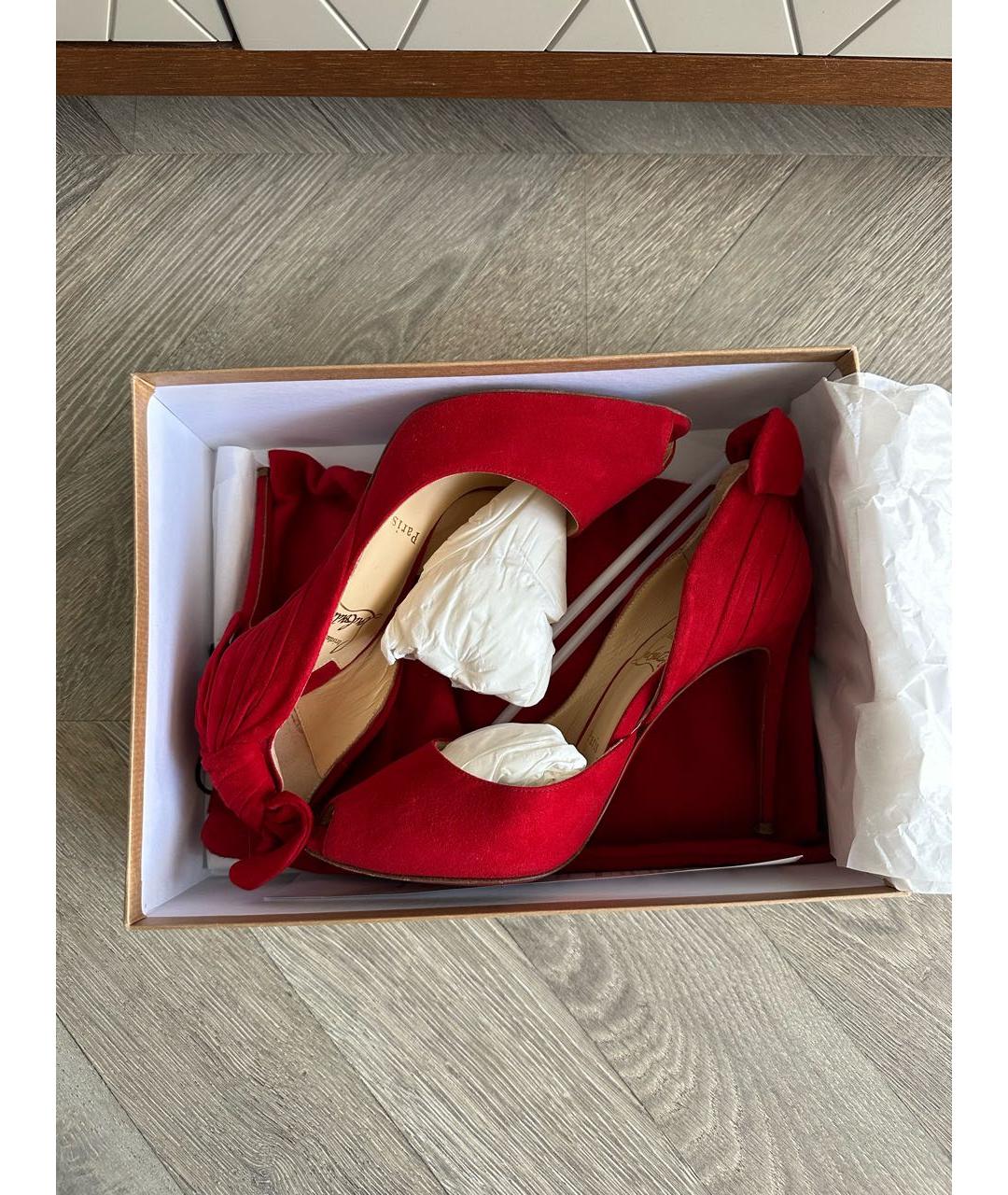 CHRISTIAN LOUBOUTIN Красные замшевые босоножки, фото 4
