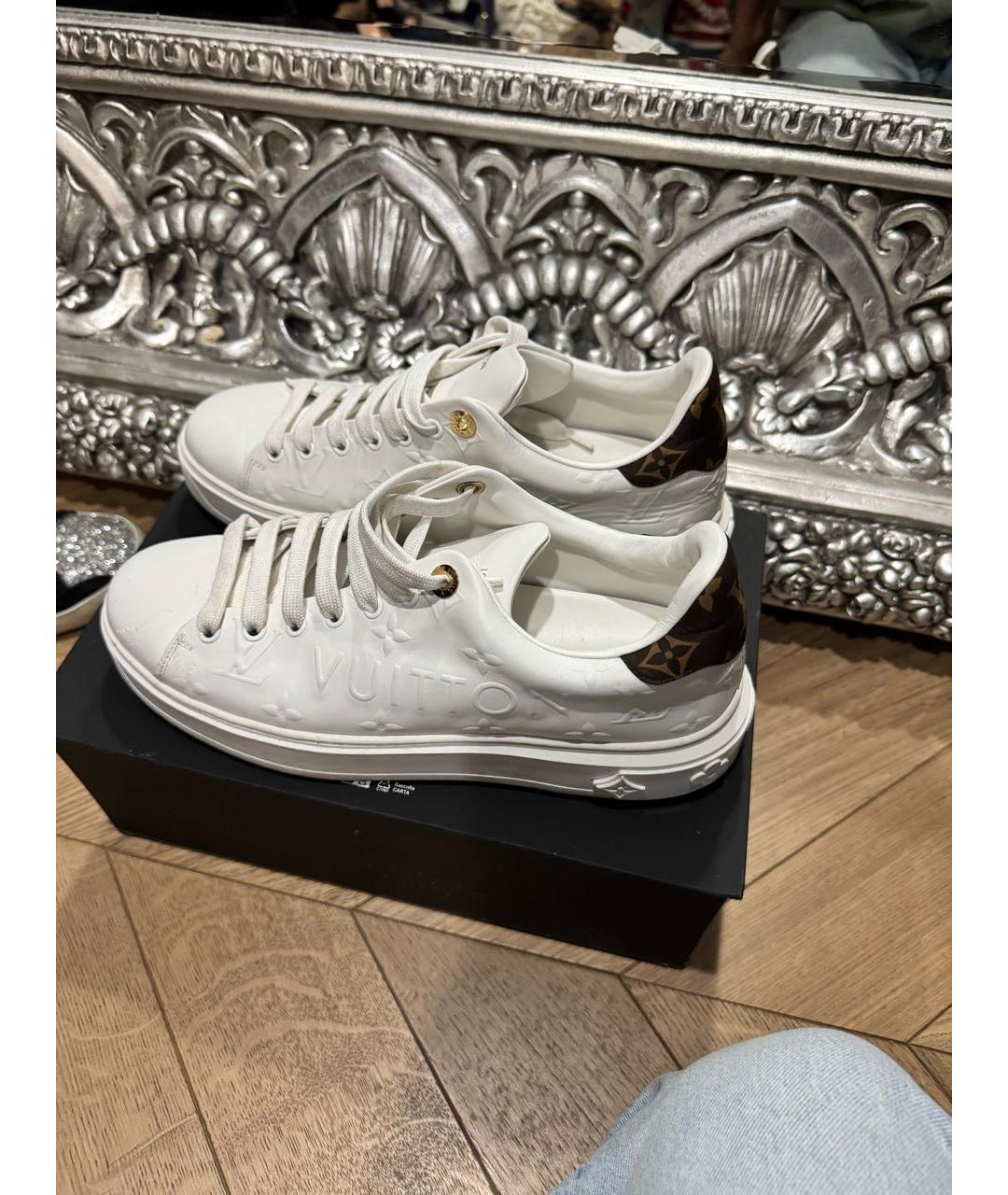 LOUIS VUITTON Белые кожаные кеды, фото 4