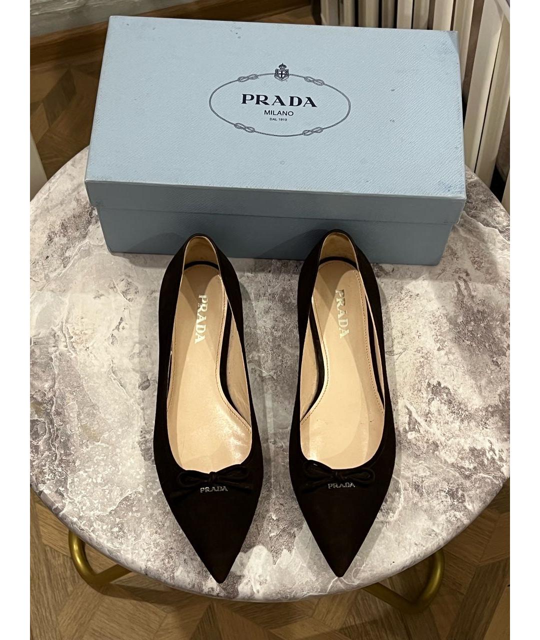 PRADA Коричневые замшевые балетки, фото 2