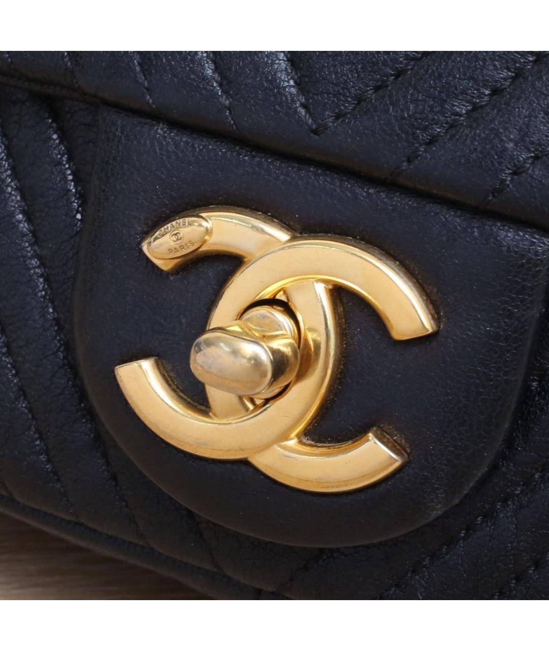 CHANEL Черная кожаная сумка через плечо, фото 8