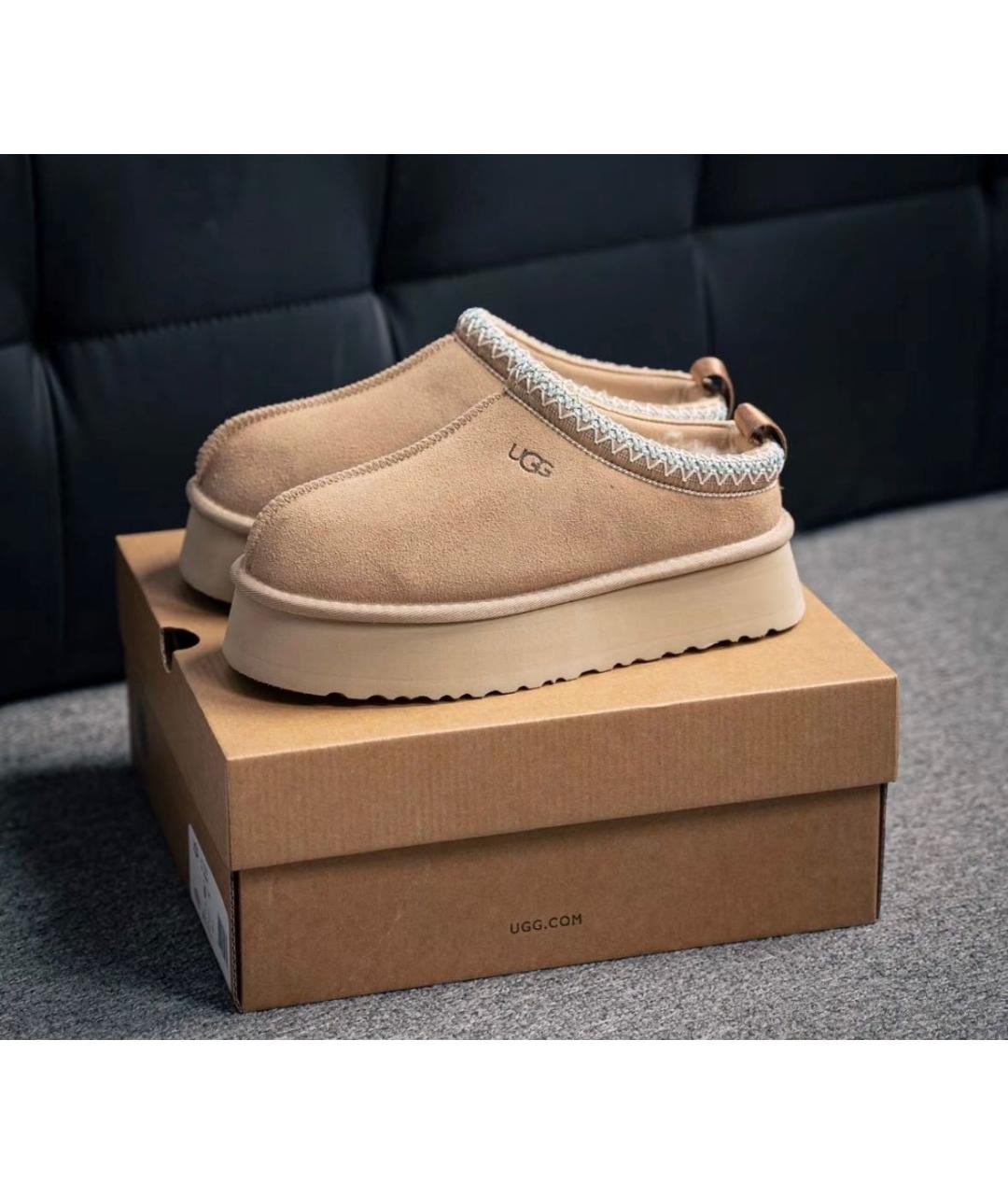 UGG AUSTRALIA Бежевые замшевые сабо, фото 2