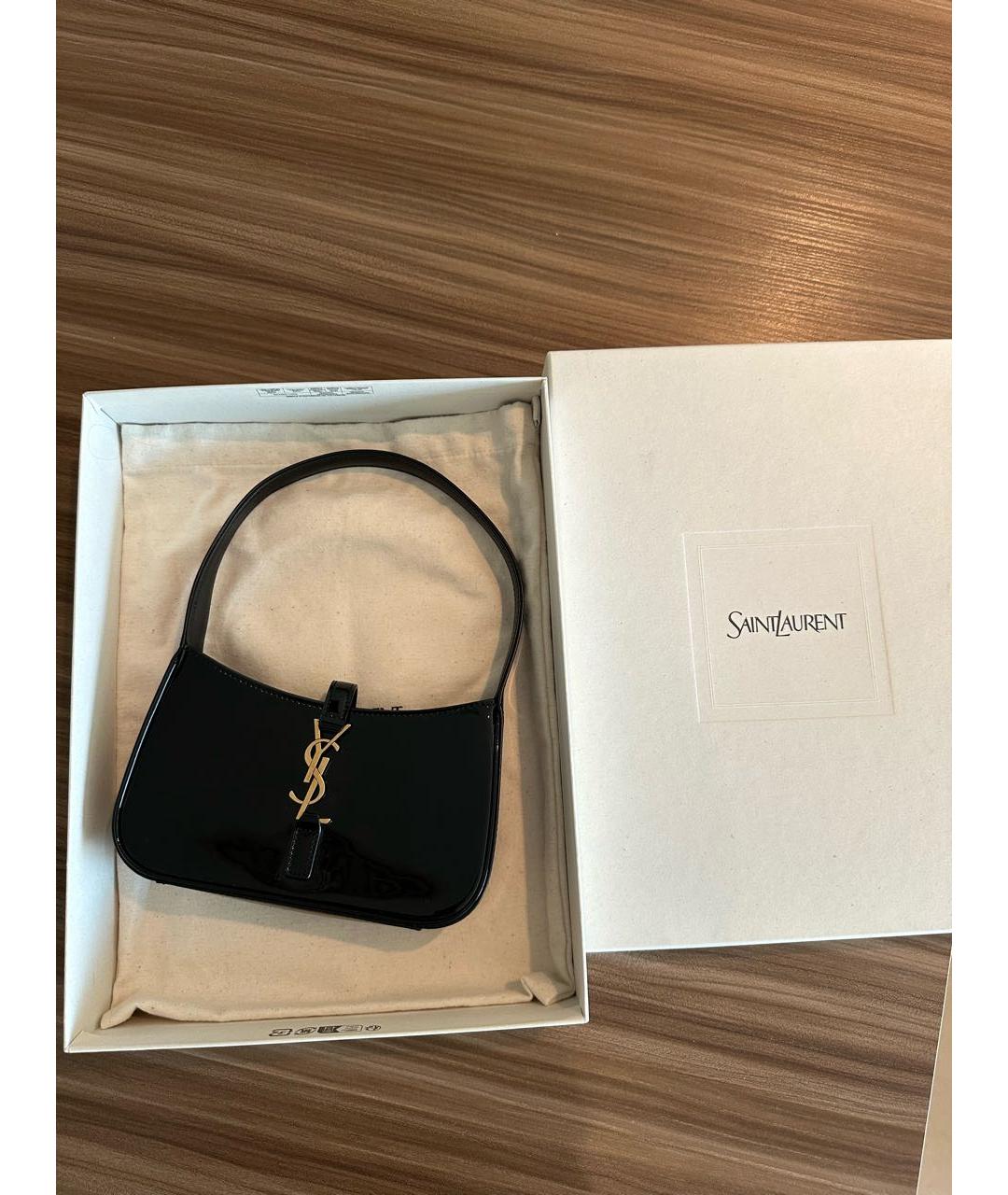 SAINT LAURENT Черная сумка с короткими ручками из лакированной кожи, фото 5