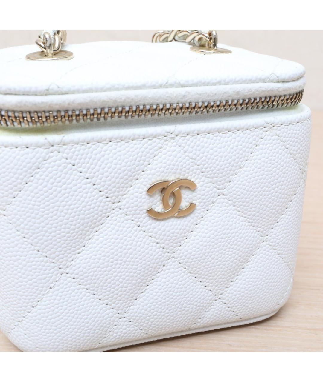 CHANEL Белая кожаная косметичка, фото 8