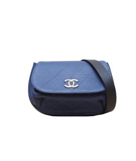 CHANEL Сумка через плечо