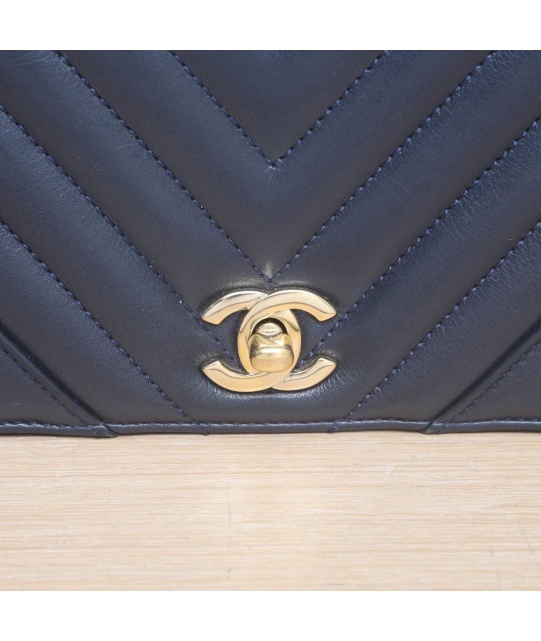 CHANEL Кожаная сумка через плечо, фото 8