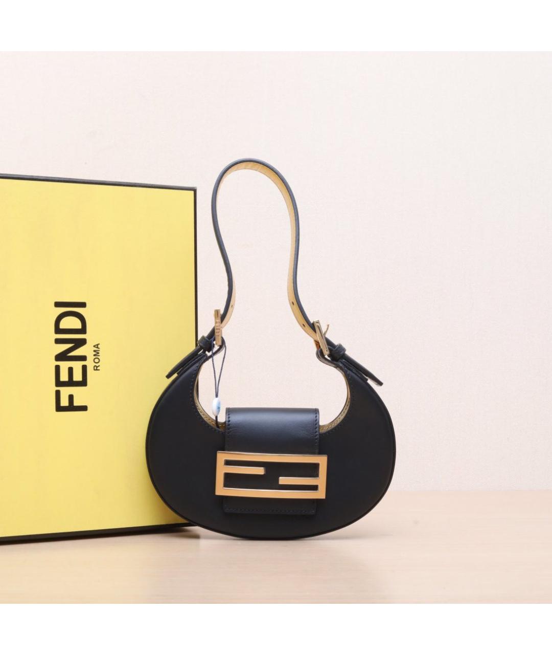 FENDI Черная кожаная сумка через плечо, фото 2