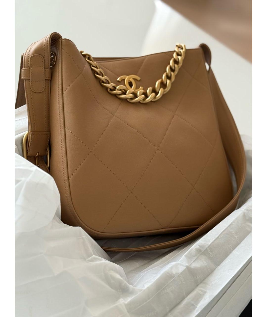 CHANEL Бежевая кожаная сумка через плечо, фото 2