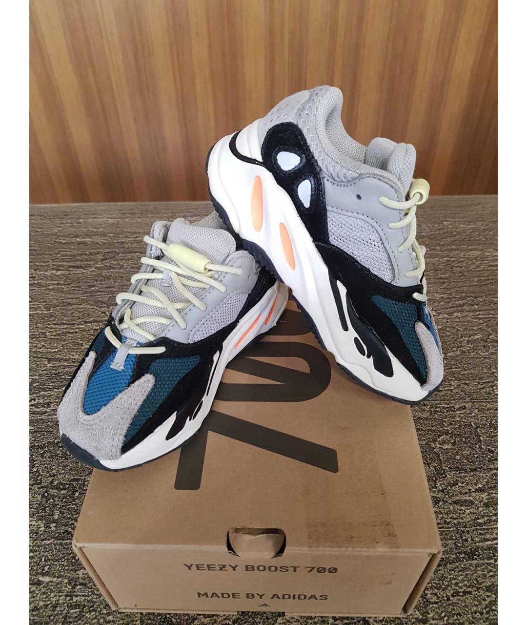 ADIDAS YEEZY Зеленые замшевые кеды, фото 2