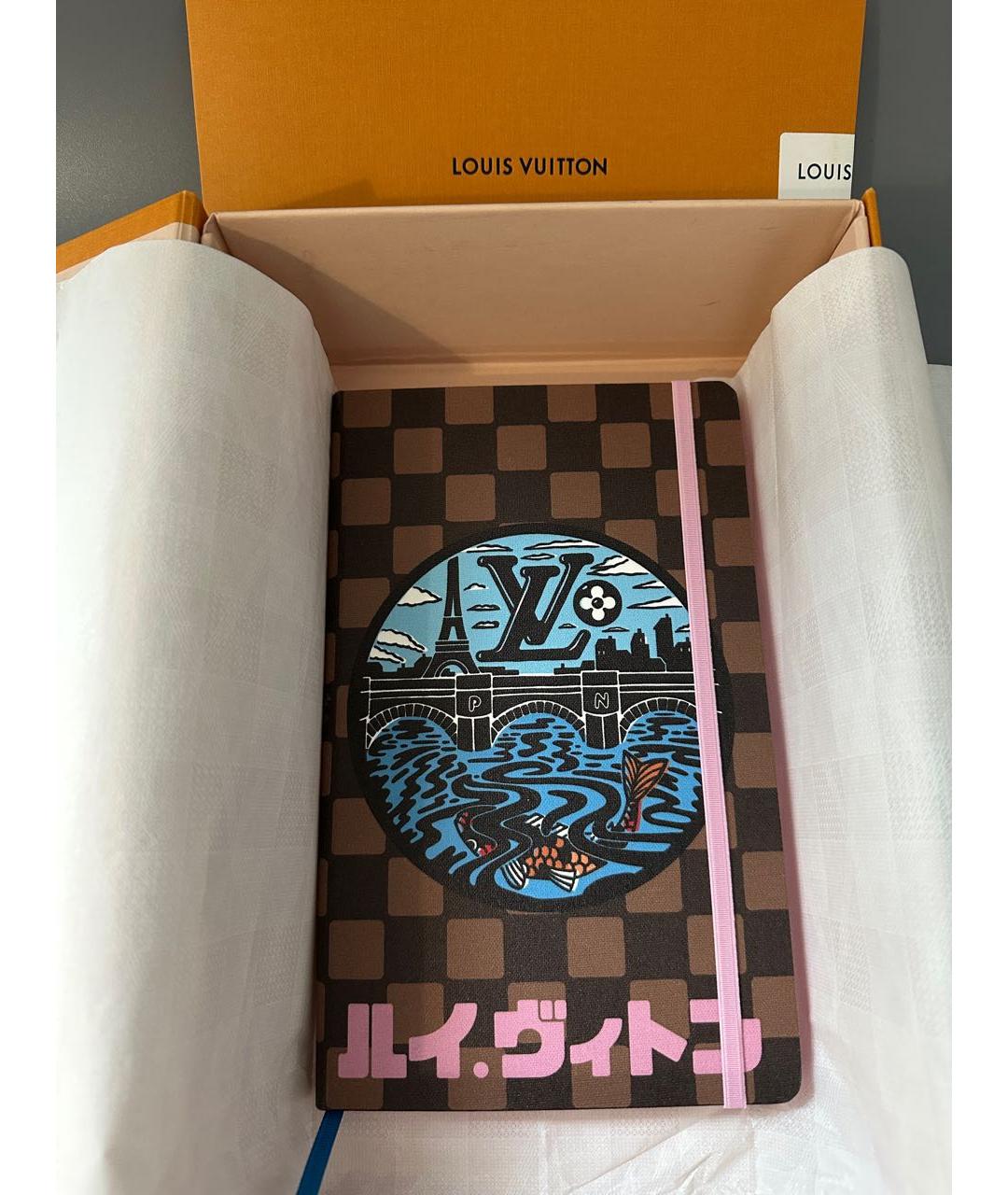 LOUIS VUITTON Книга, фото 4