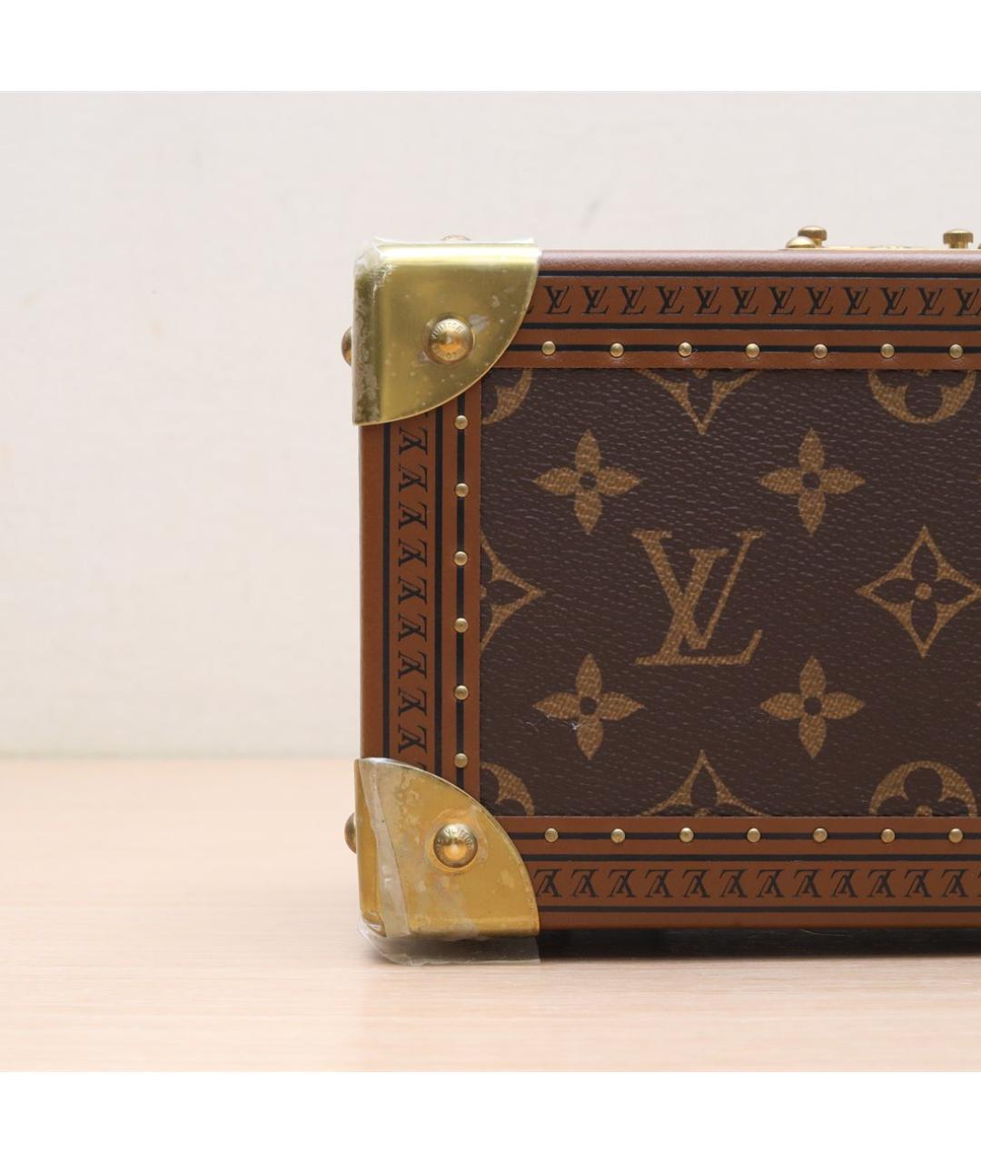 LOUIS VUITTON Коричневая кожаная косметичка, фото 9