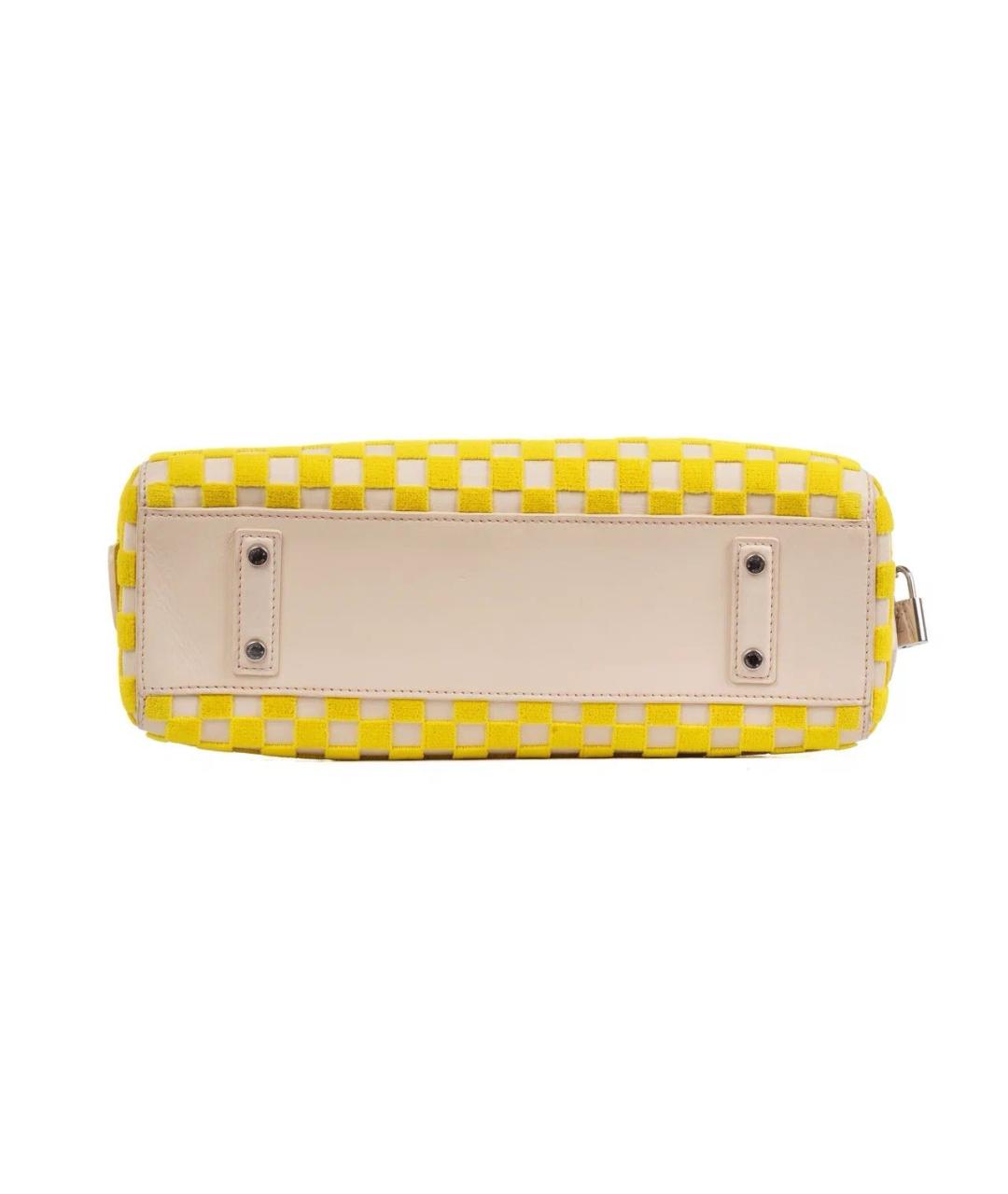 LOUIS VUITTON Желтая кожаная сумка с короткими ручками, фото 3