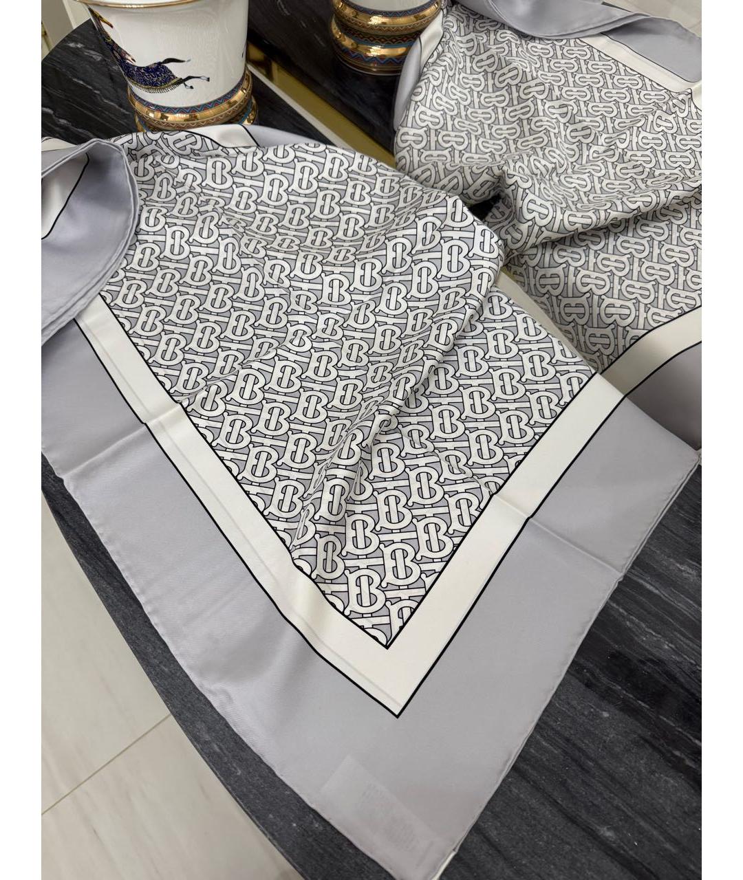 BURBERRY Серый шелковый платок, фото 2
