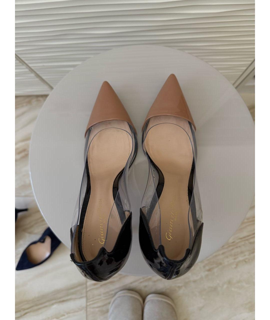 GIANVITO ROSSI Бежевые лодочки на низком каблуке, фото 3