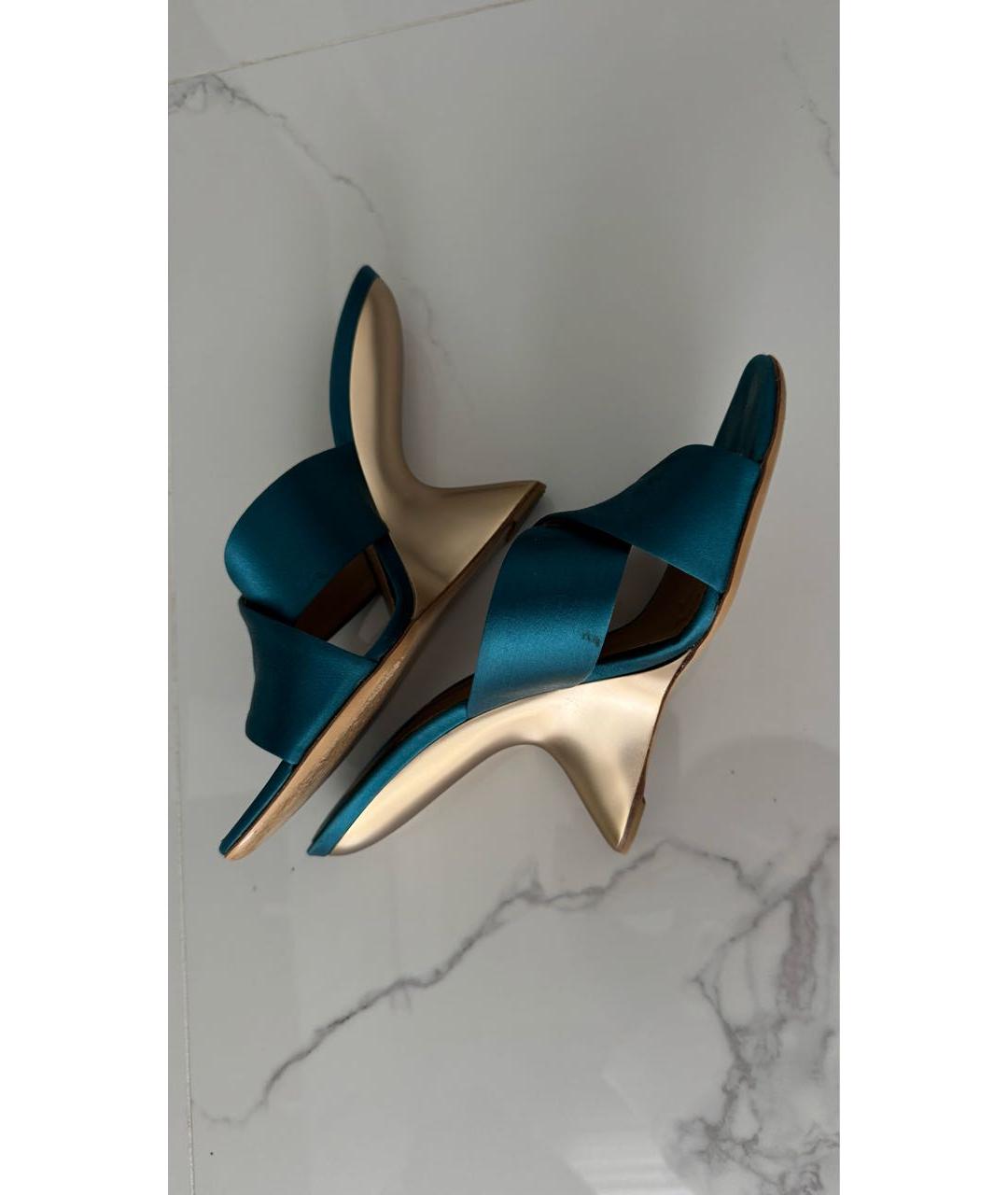FERRAGAMO Синие текстильные босоножки, фото 6