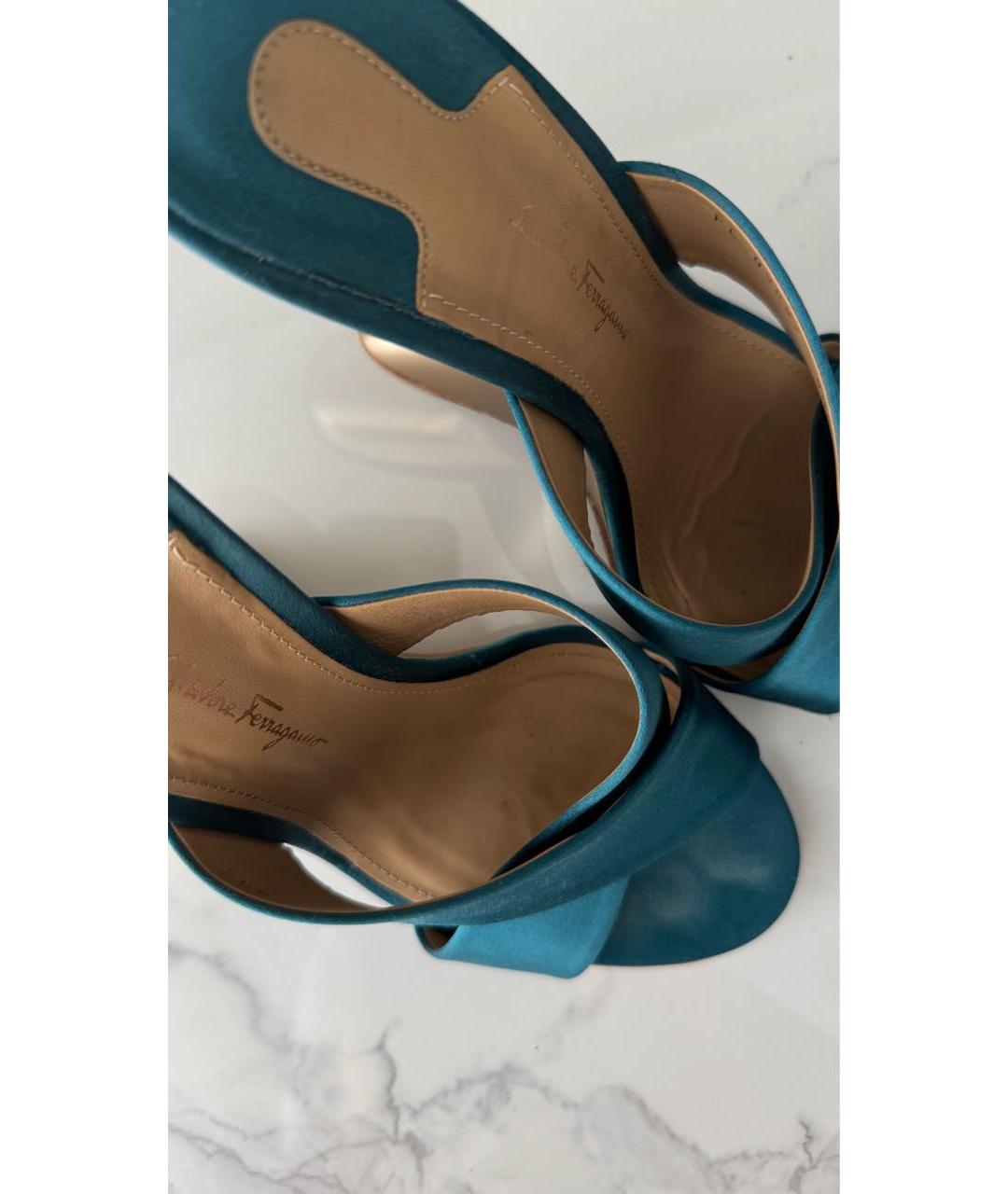 FERRAGAMO Синие текстильные босоножки, фото 8