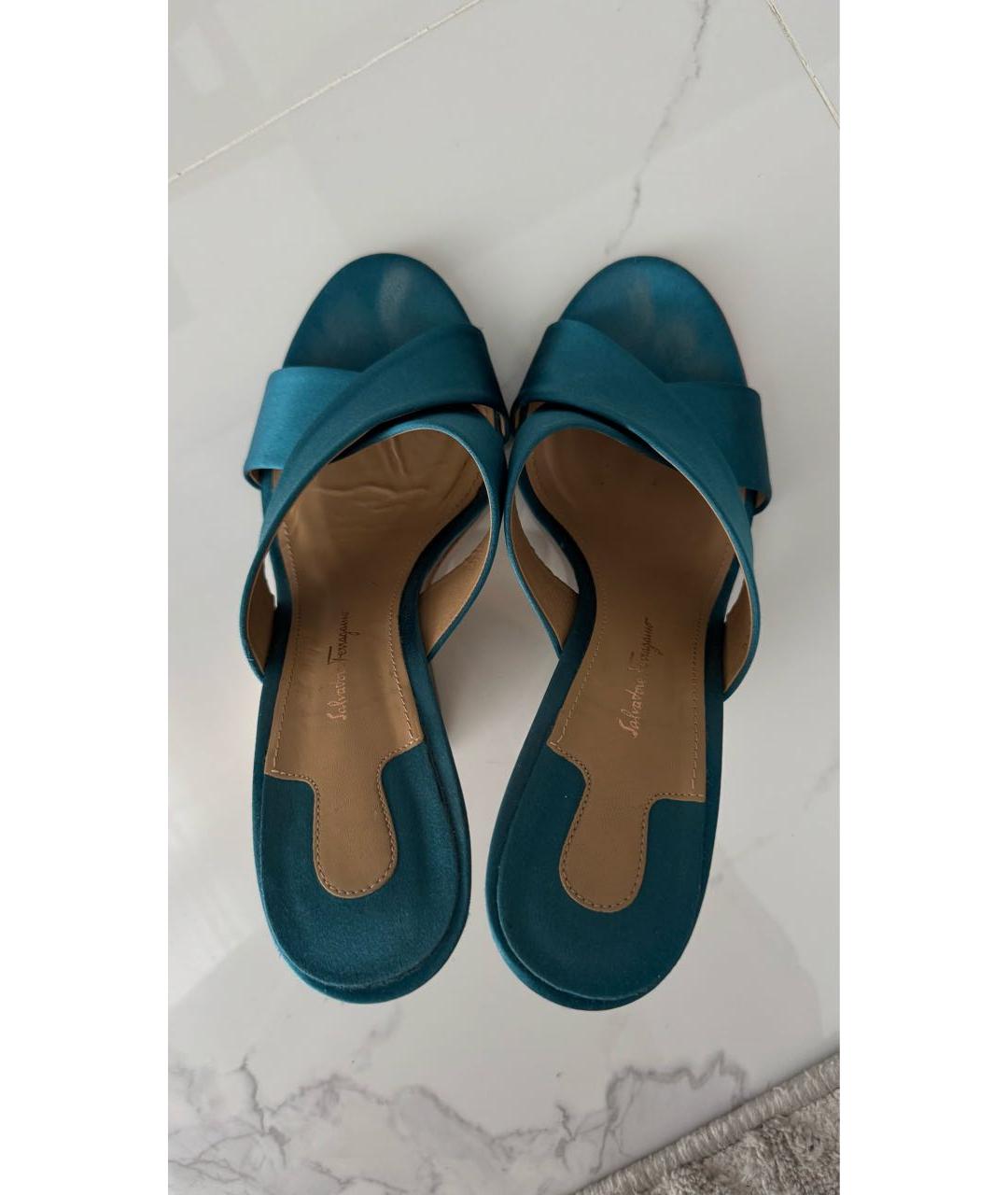 FERRAGAMO Синие текстильные босоножки, фото 3