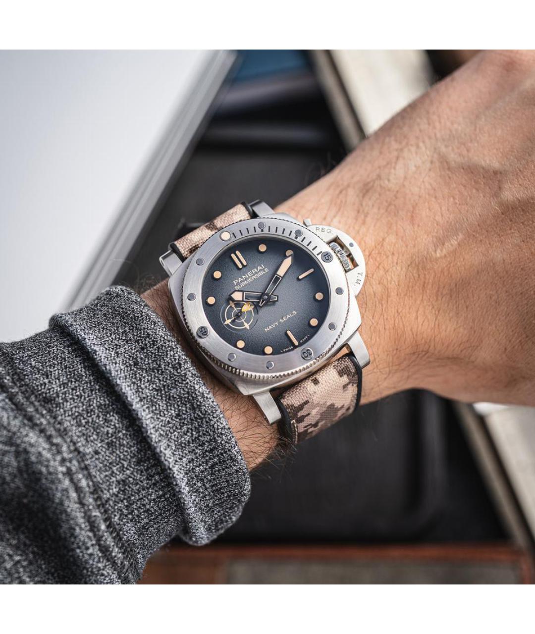 PANERAI Серые часы, фото 4