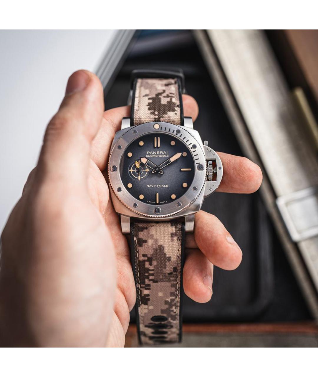PANERAI Серые часы, фото 3