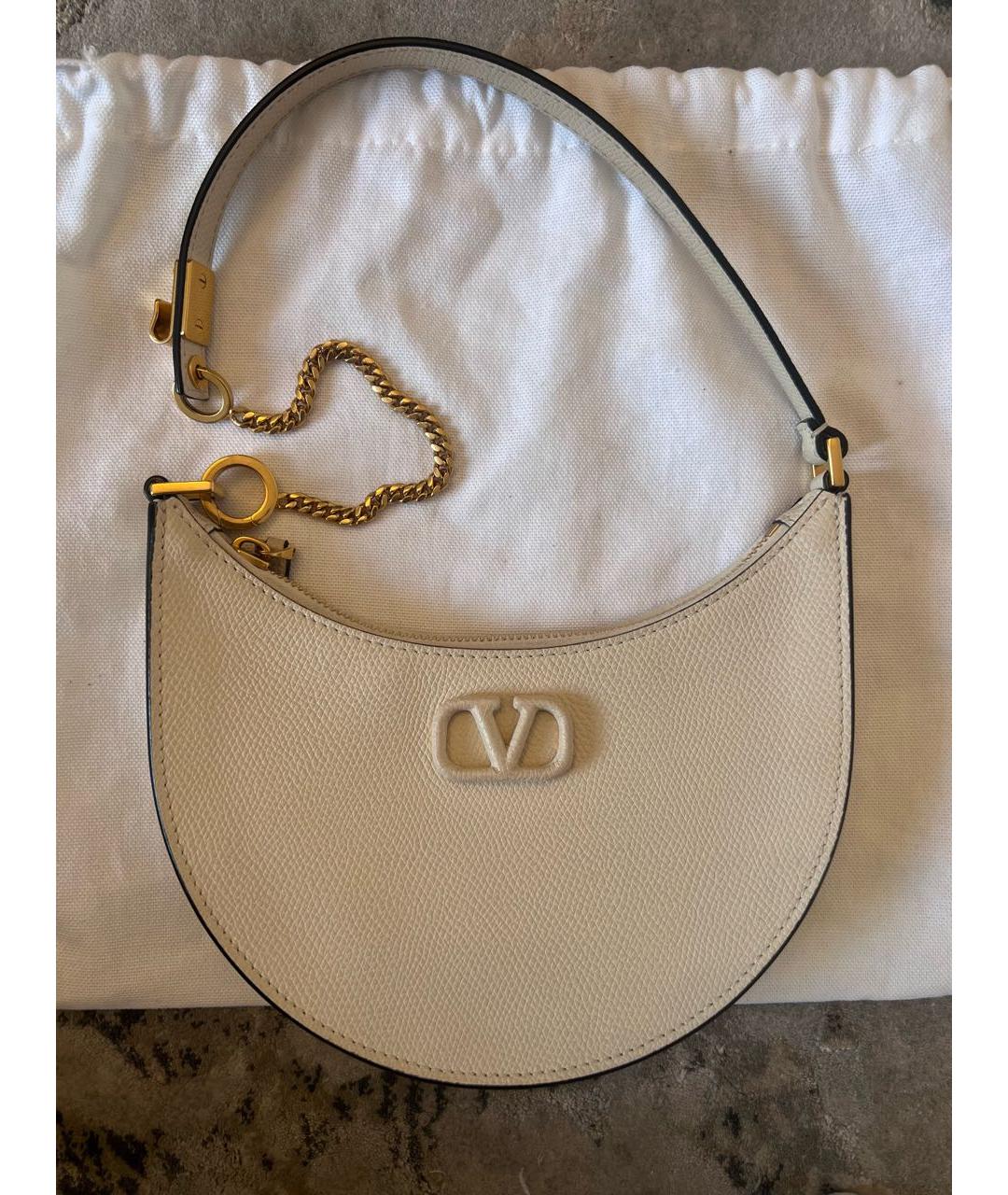 VALENTINO Бежевая кожаная сумка с короткими ручками, фото 7