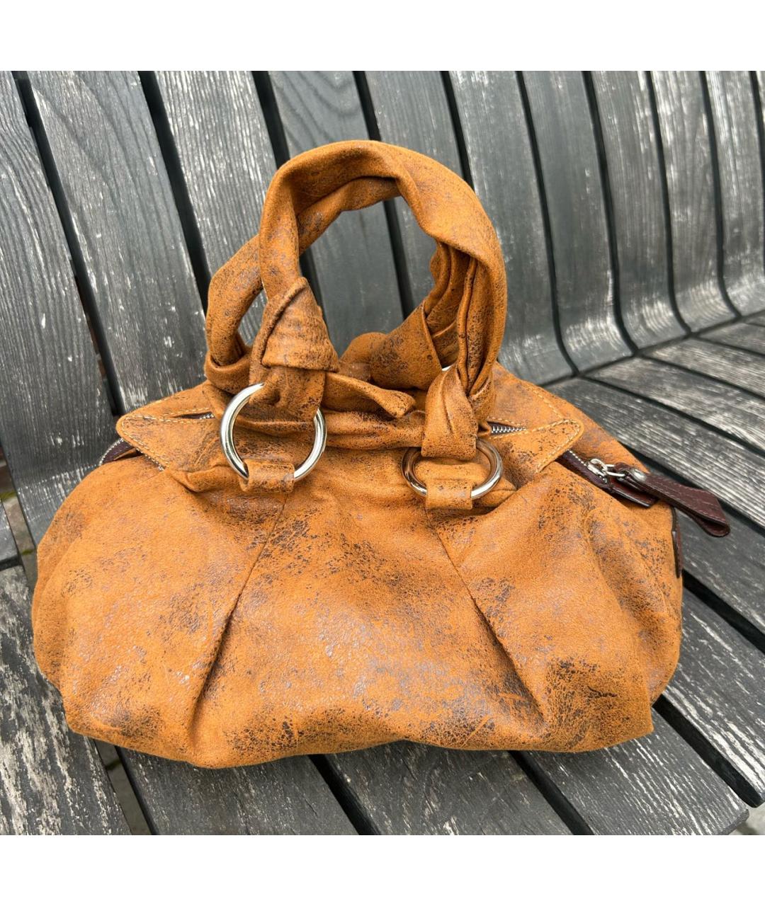 VIVIENNE WESTWOOD Коричневая кожаная сумка с короткими ручками, фото 9