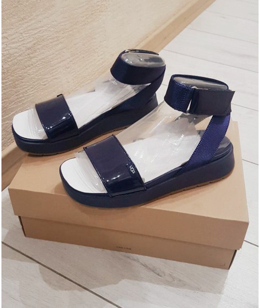 UGG AUSTRALIA Фиолетовые текстильные сандалии, фото 2