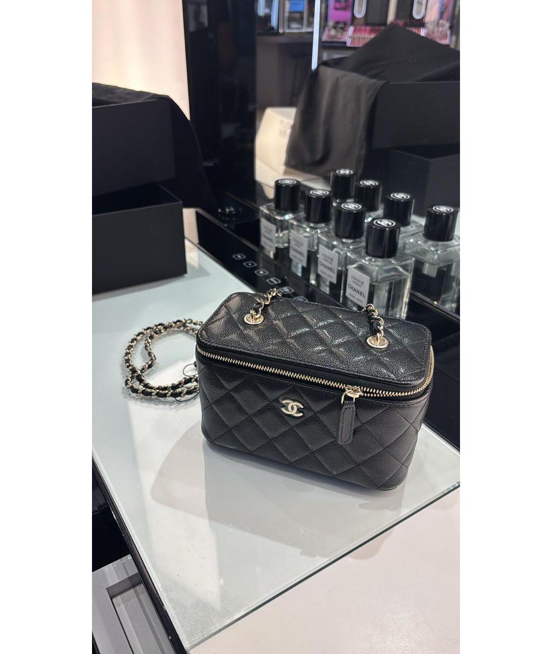 CHANEL Черная кожаная косметичка, фото 2