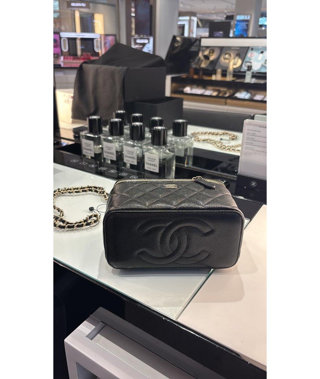 CHANEL Черная кожаная косметичка, фото 4