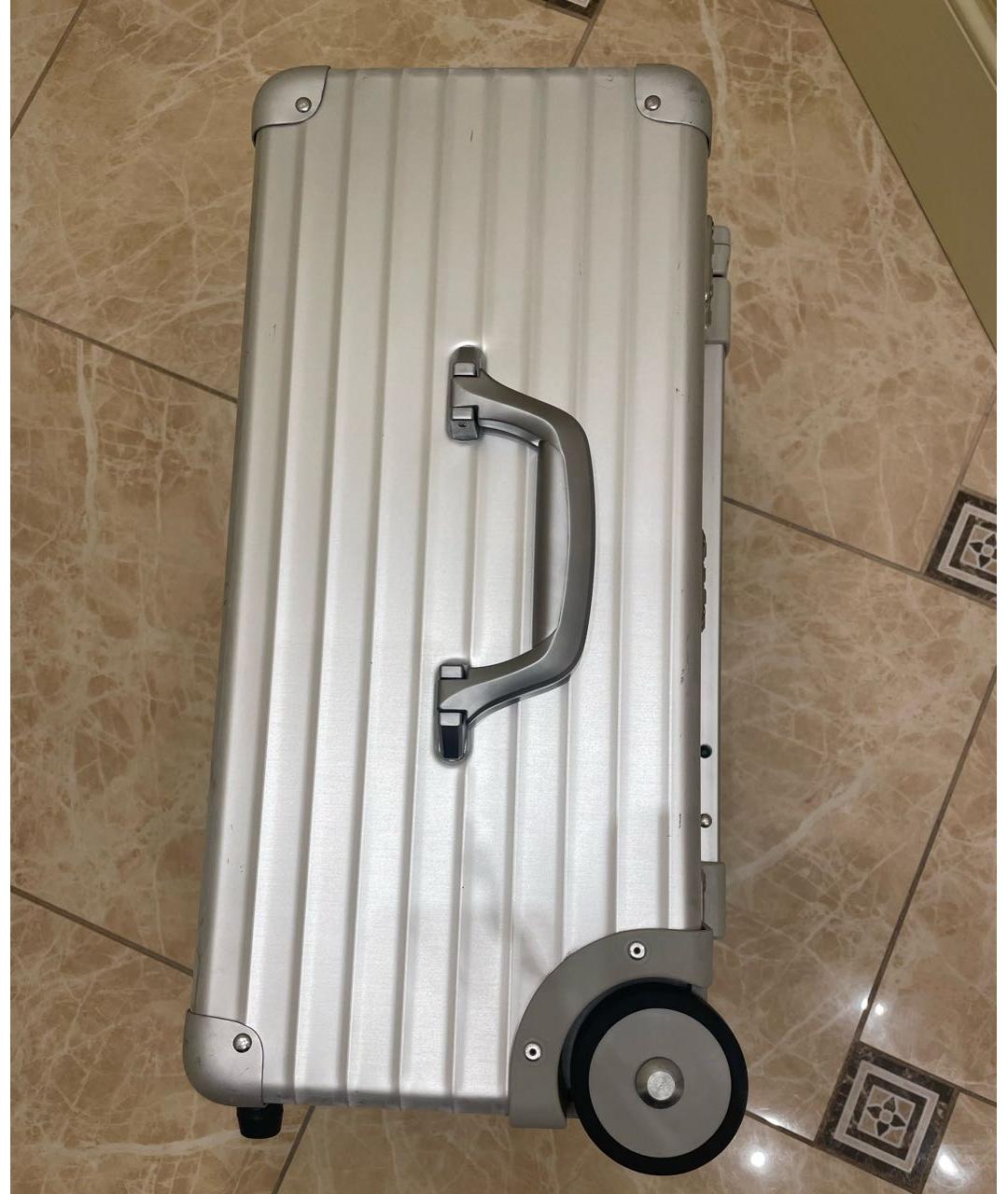 Rimowa Серебрянный чемодан, фото 7