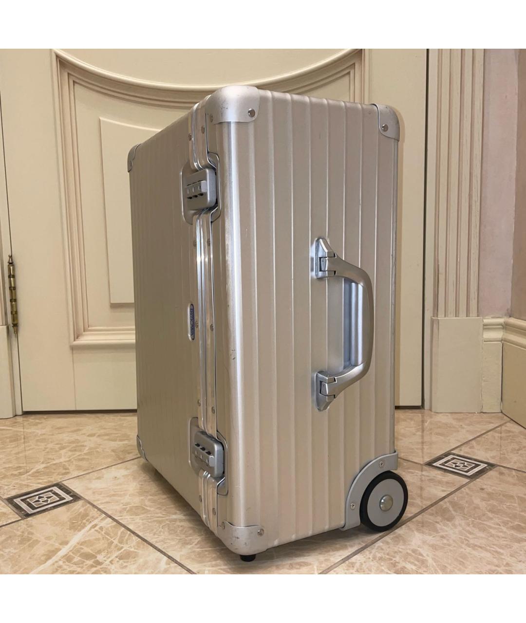 Rimowa Серебрянный чемодан, фото 2