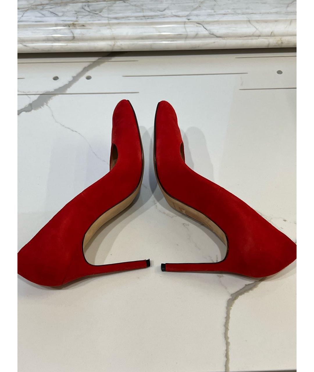 MANOLO BLAHNIK Красные замшевые туфли, фото 5