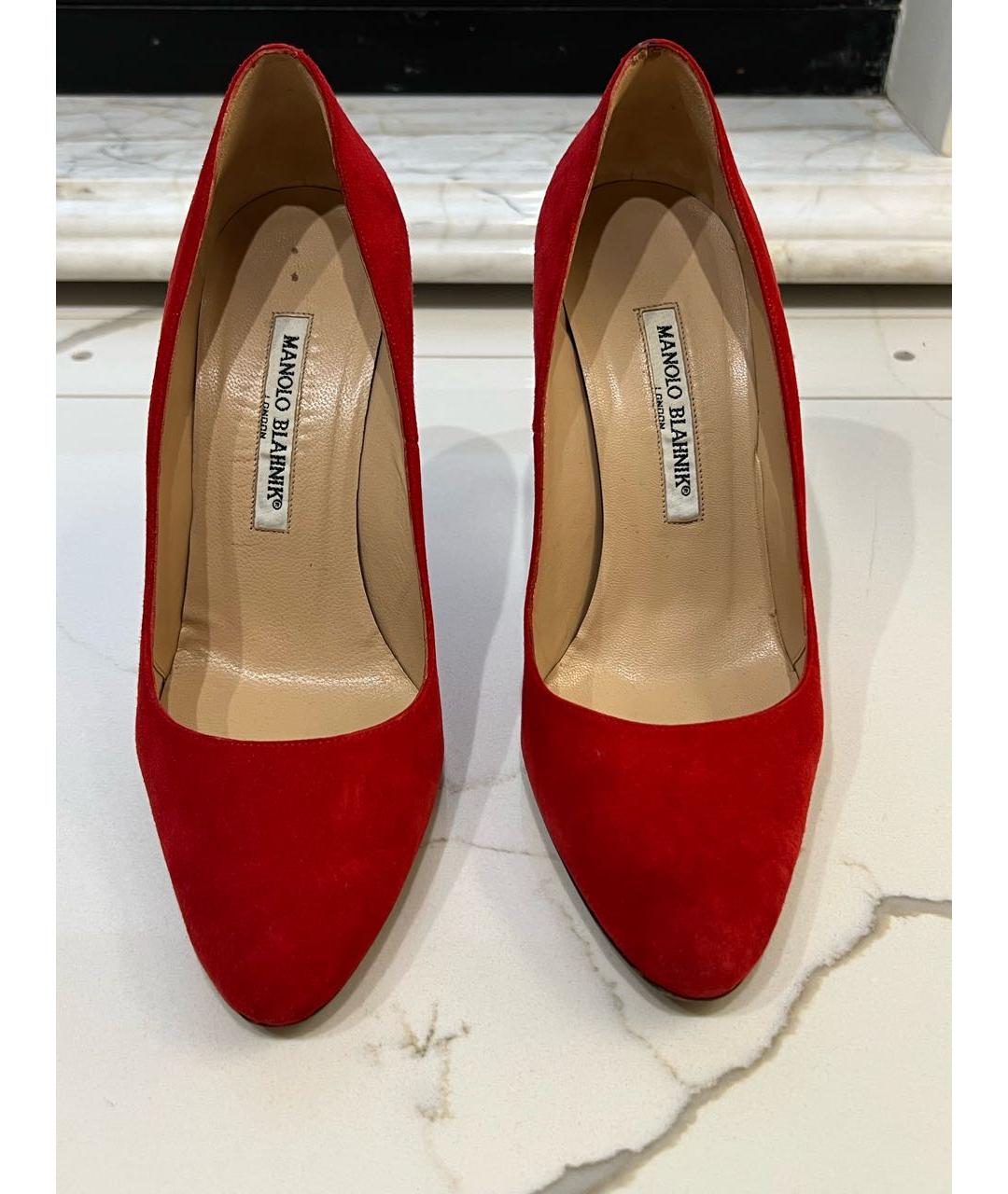 MANOLO BLAHNIK Красные замшевые туфли, фото 2