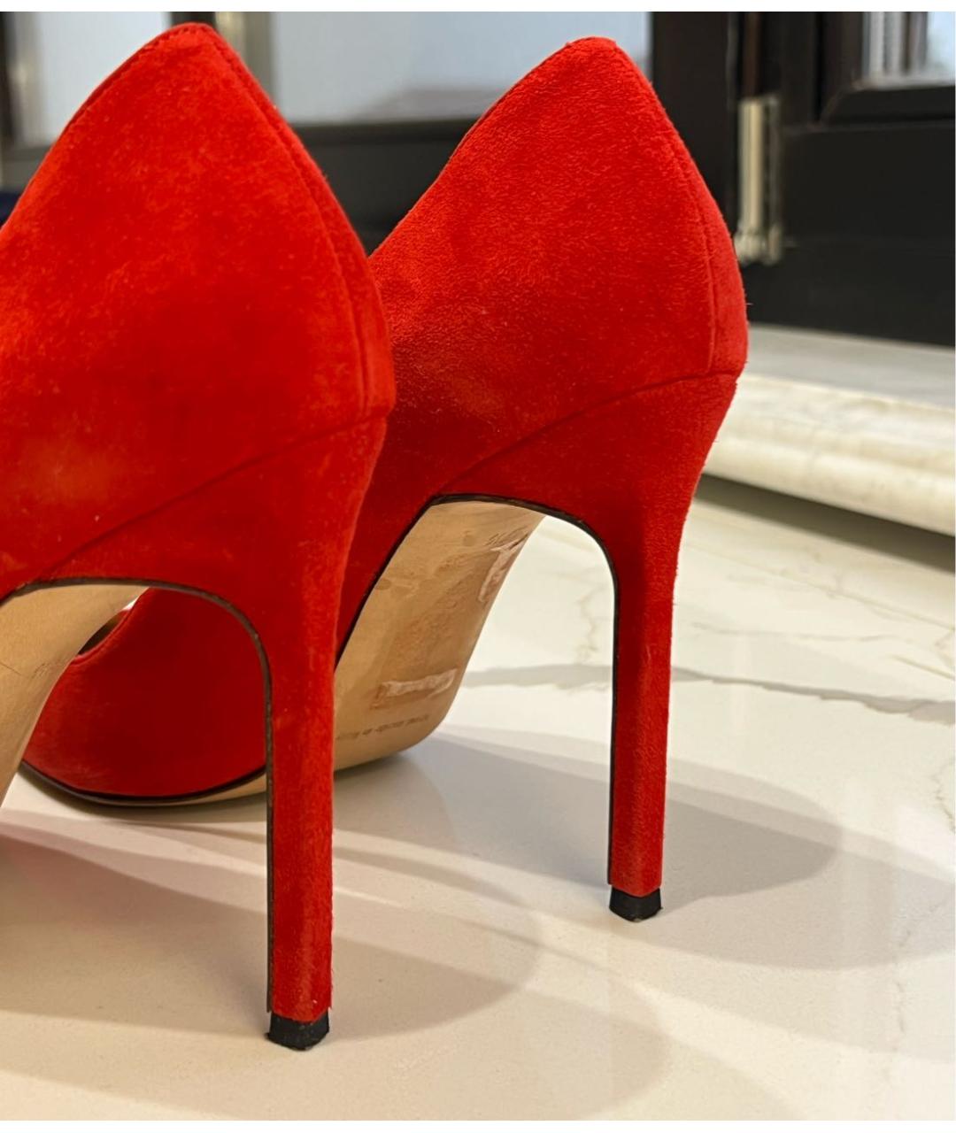 MANOLO BLAHNIK Красные замшевые туфли, фото 7