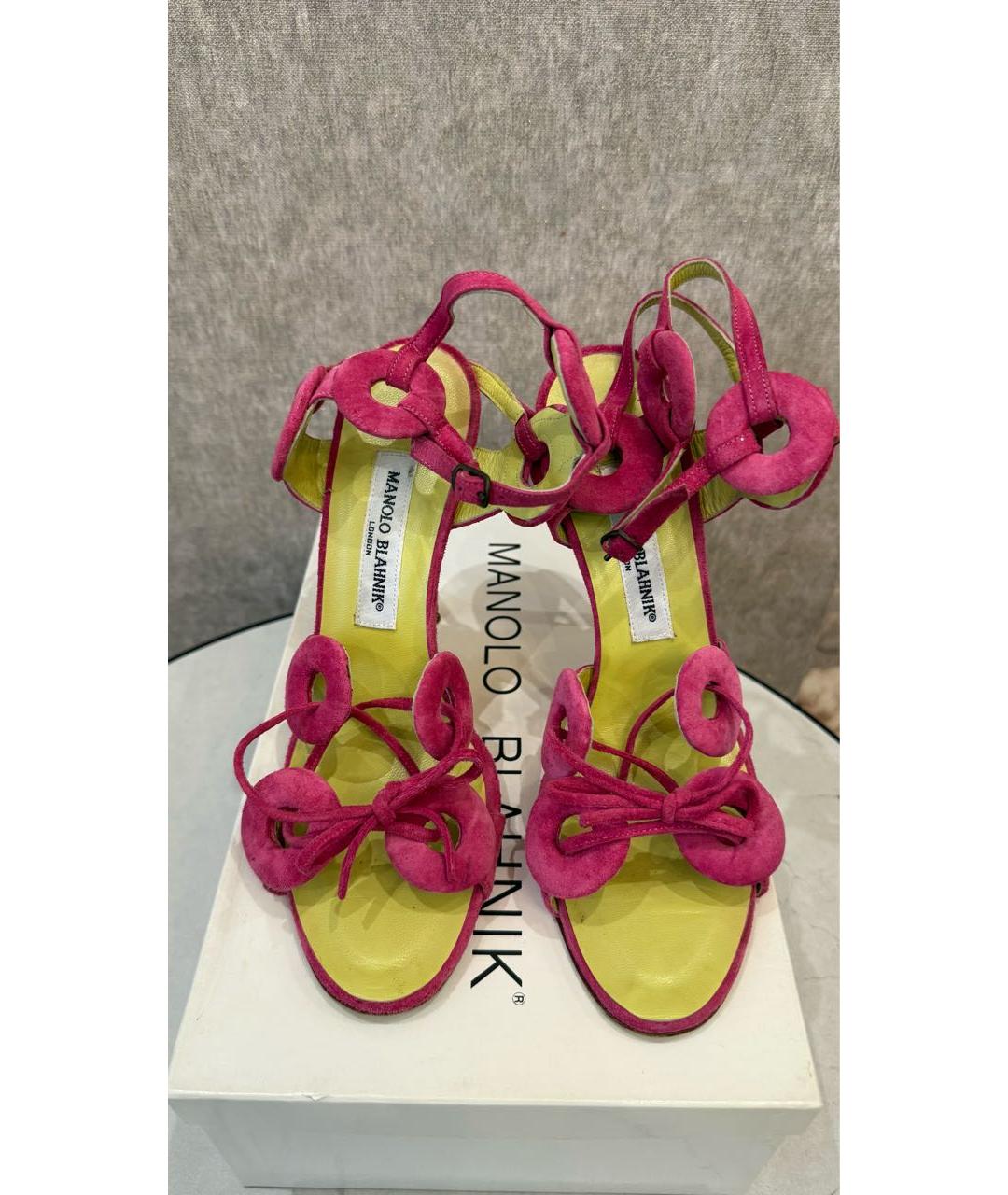 MANOLO BLAHNIK Розовые замшевые босоножки, фото 2