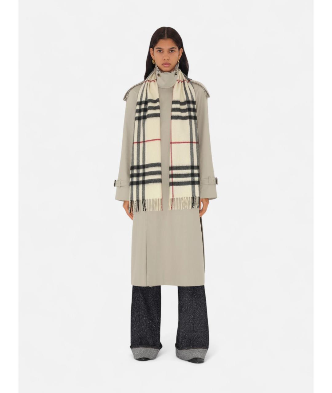 BURBERRY Белый кашемировый шарф, фото 2