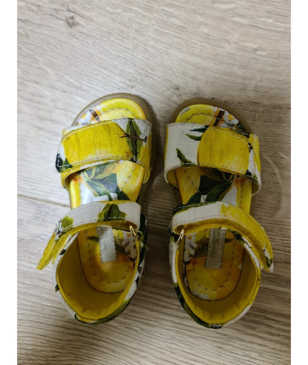 DOLCE&GABBANA Желтые кожаные сандалии и шлепанцы, фото 3