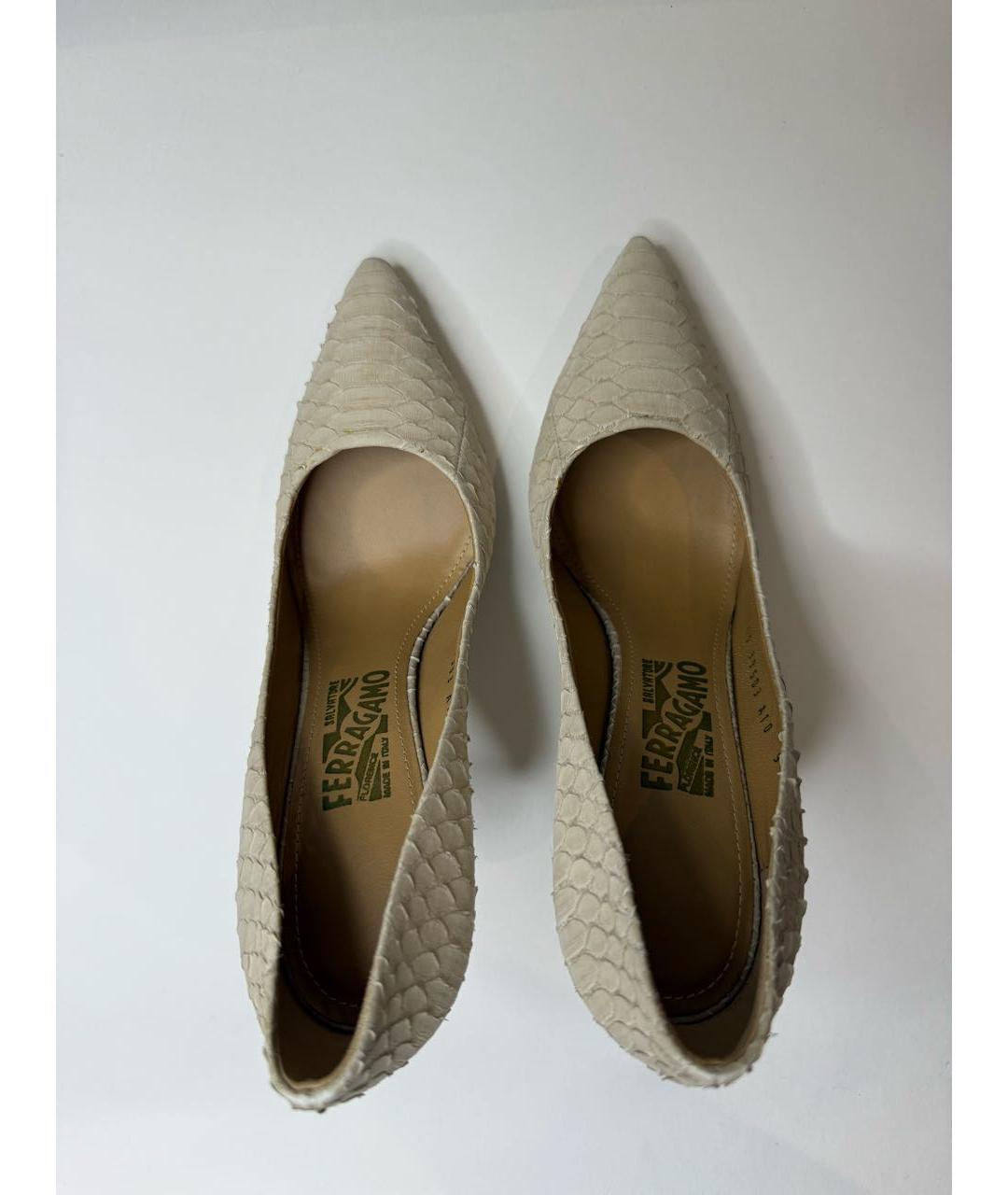 FERRAGAMO Бежевые кожаные туфли, фото 3