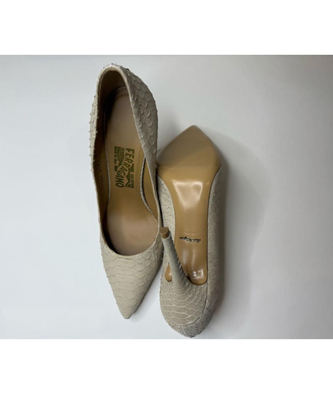 FERRAGAMO Бежевые кожаные туфли, фото 6