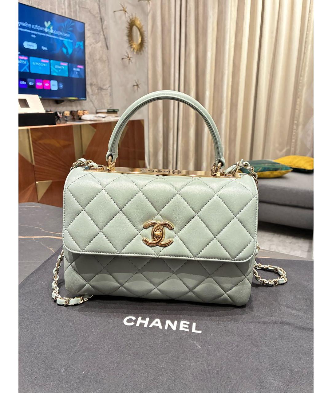 CHANEL Кожаная сумка с короткими ручками, фото 2
