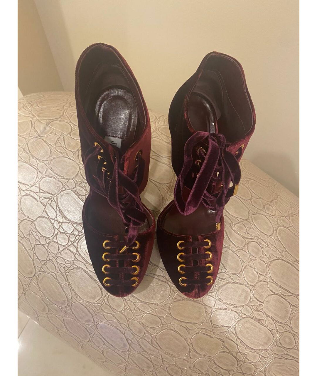 JIMMY CHOO Бордовые бархатные туфли, фото 3